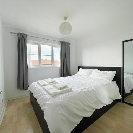 Colliers Wood 1 Bed South London Short Stay Mitcham Eksteriør bilde